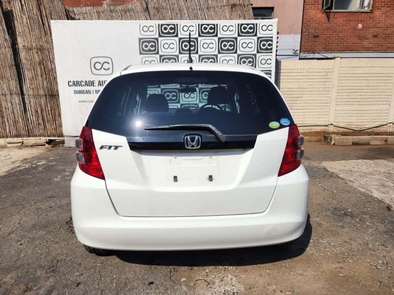  30829  HONDA FIT  2009  