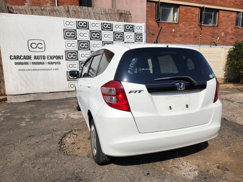  30829  HONDA FIT  2009  