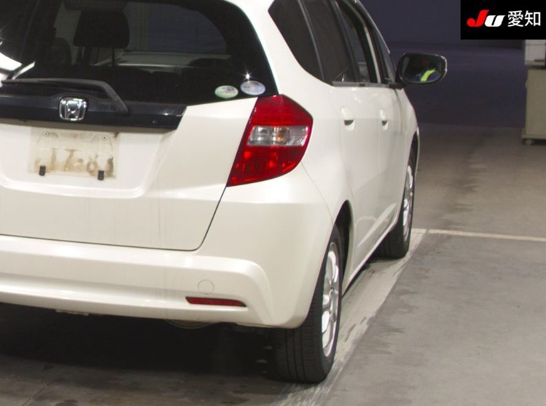  30830  HONDA FIT  2011  