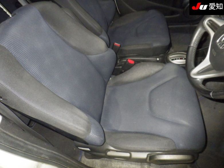  30830  HONDA FIT  2011  