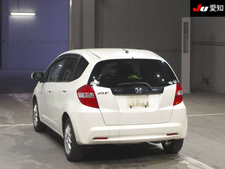  30830  HONDA FIT  2011  