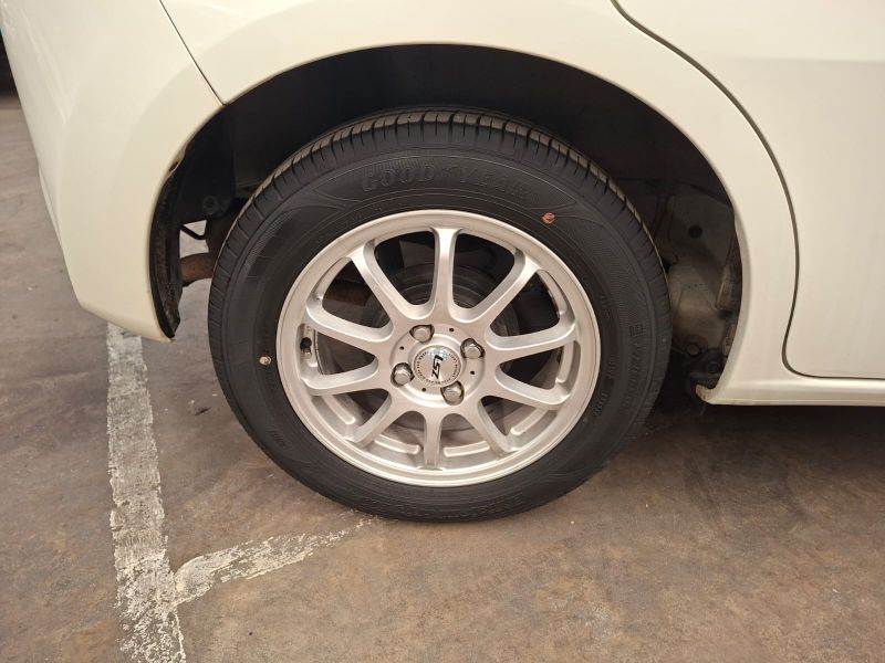  30830  HONDA FIT  2011  
