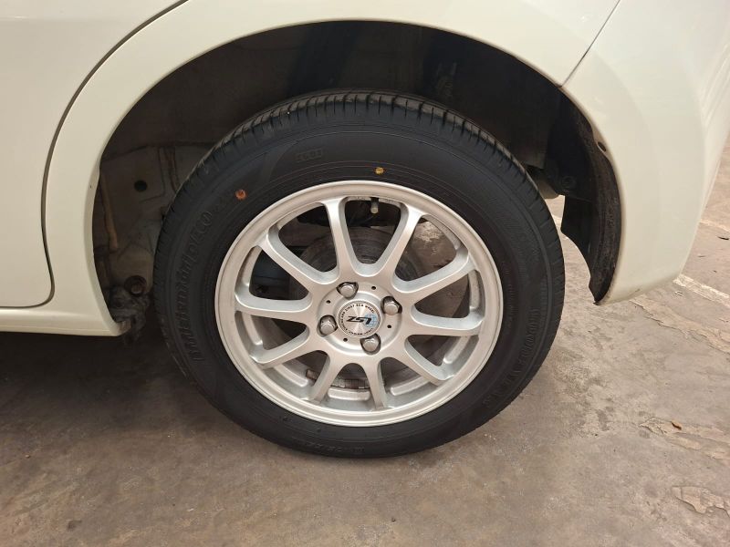  30830  HONDA FIT  2011  