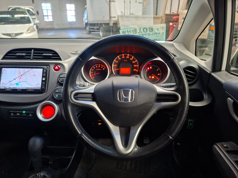 30830  HONDA FIT  2011  
