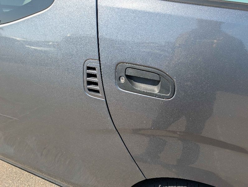  30832  NISSAN CARAVAN  2018  