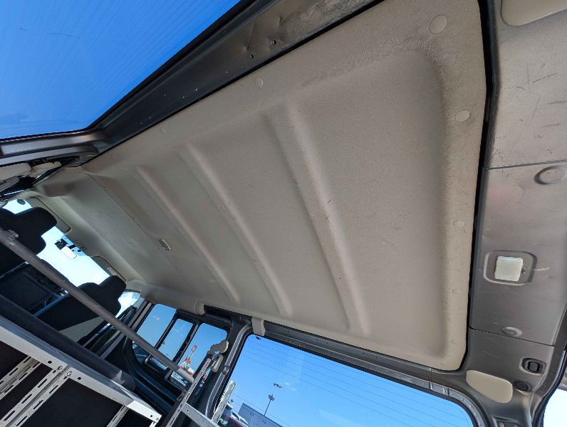  30832  NISSAN CARAVAN  2018  