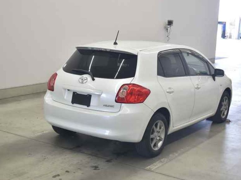  30842  TOYOTA AURIS  2009  