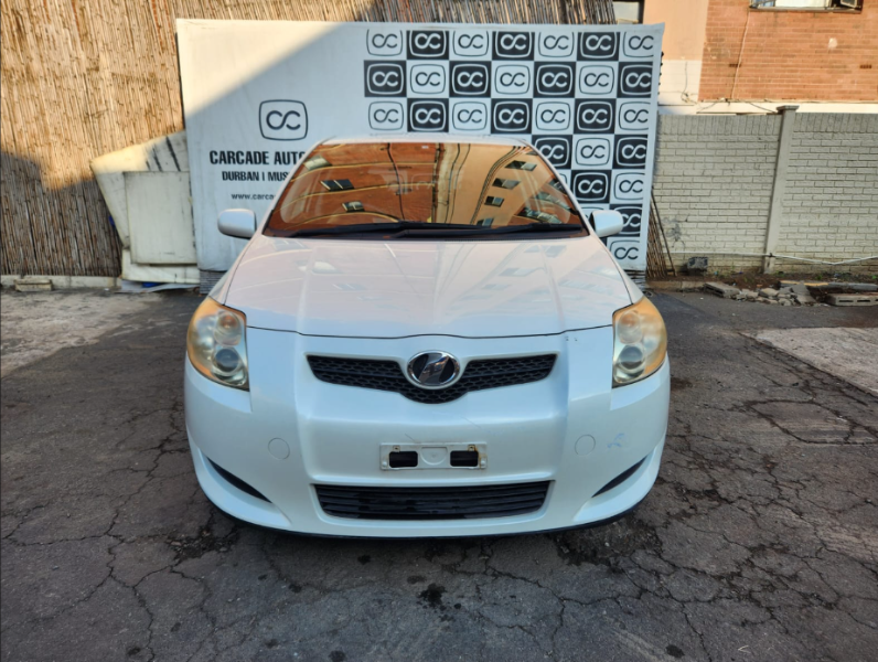  30842  TOYOTA AURIS  2009  