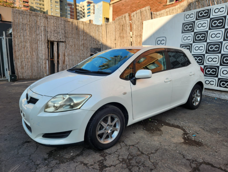  30842  TOYOTA AURIS  2009  