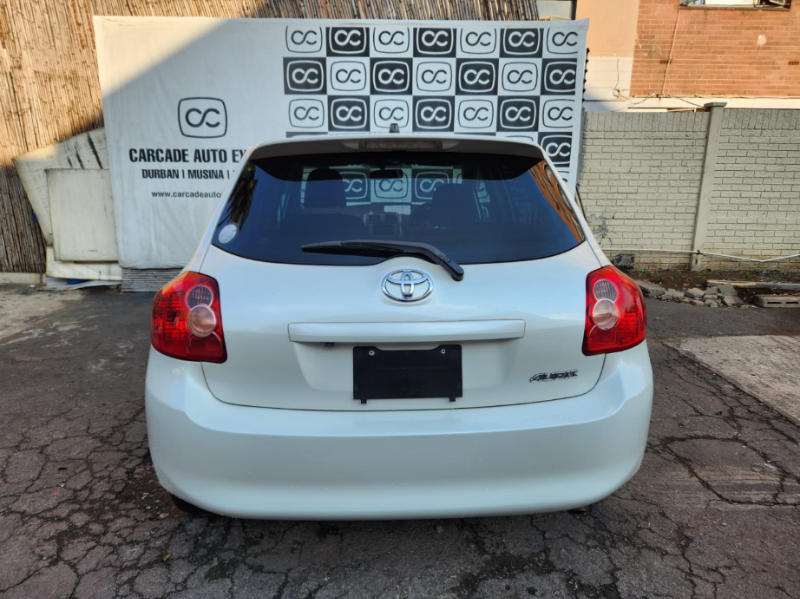  30842  TOYOTA AURIS  2009  