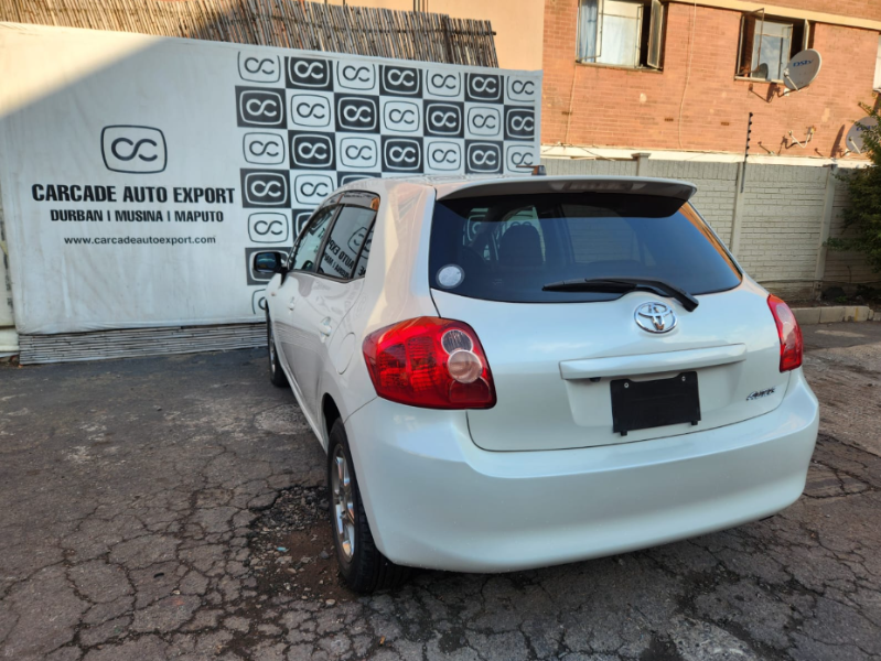  30842  TOYOTA AURIS  2009  