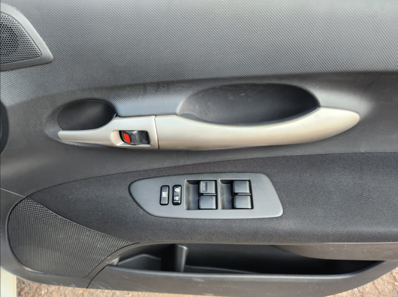  30842  TOYOTA AURIS  2009  