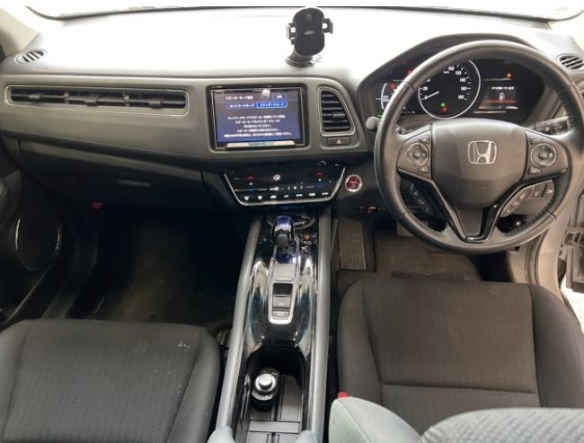  30844  HONDA VEZEL  2017  