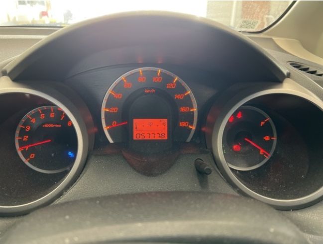  30845  HONDA FIT  2011  