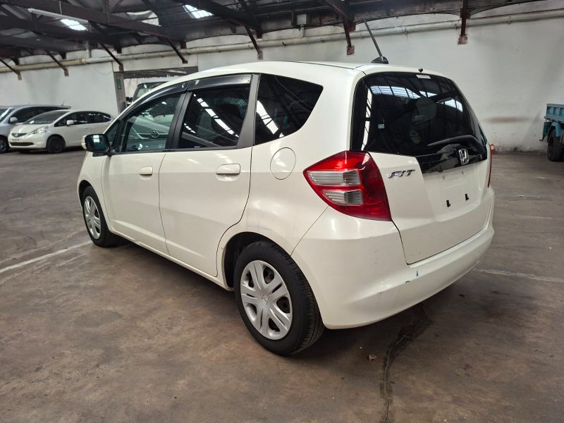  30847  HONDA FIT  2008  