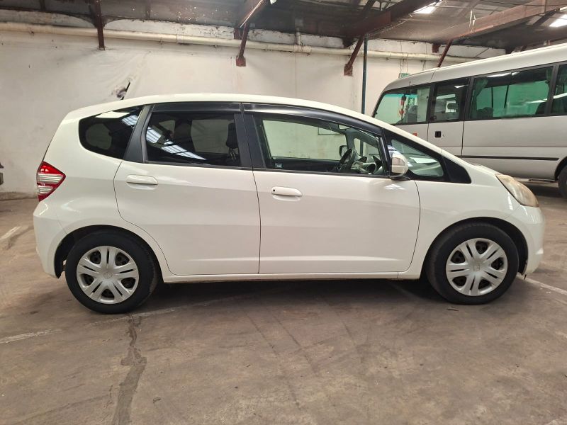  30847  HONDA FIT  2008  