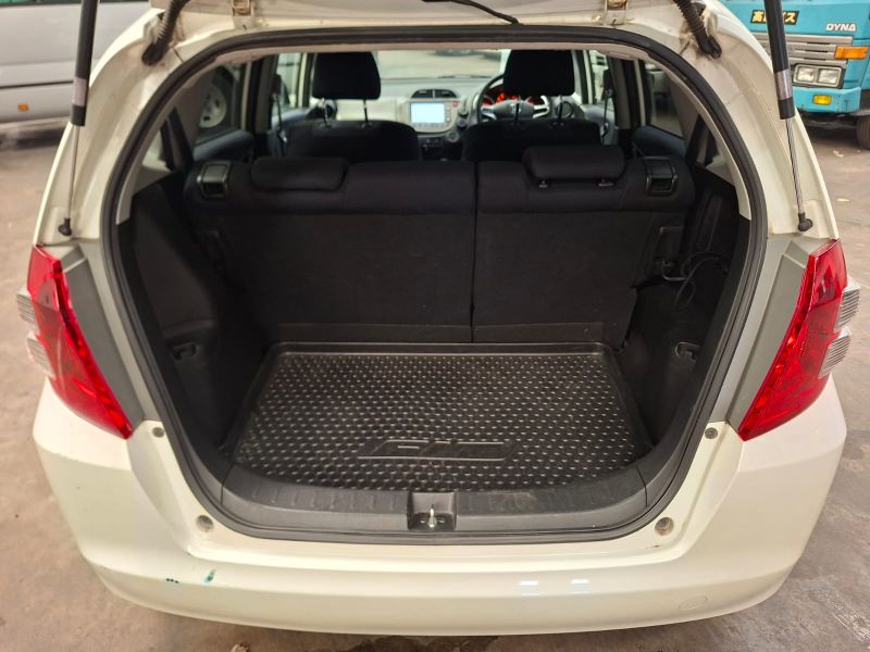  30847  HONDA FIT  2008  