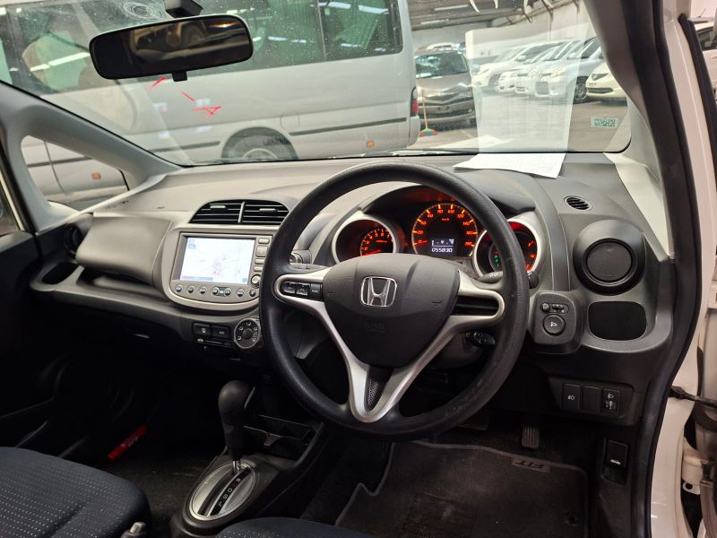 30847  HONDA FIT  2008  