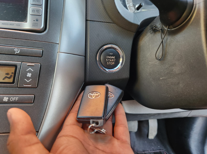  30848  TOYOTA AURIS  2007  