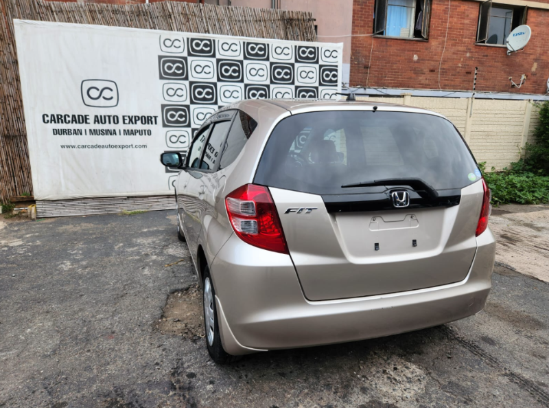  30852  HONDA FIT  2009  