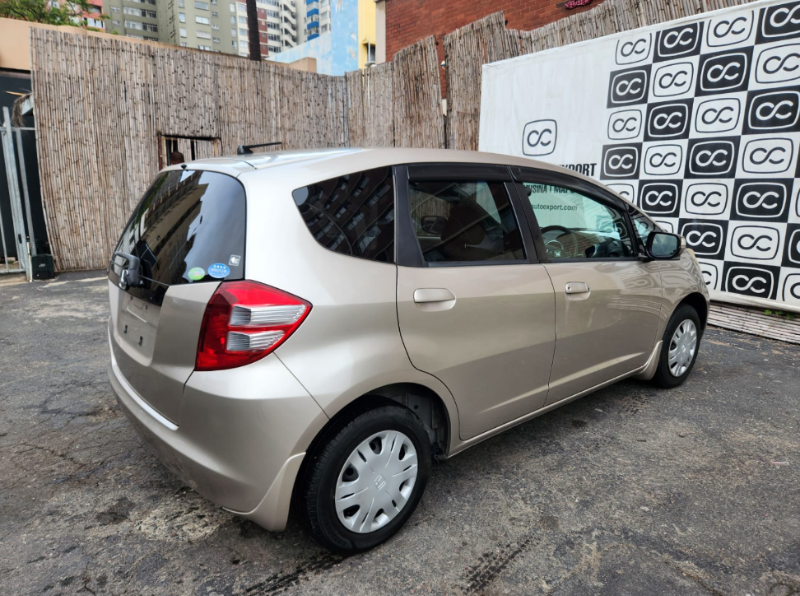  30852  HONDA FIT  2009  