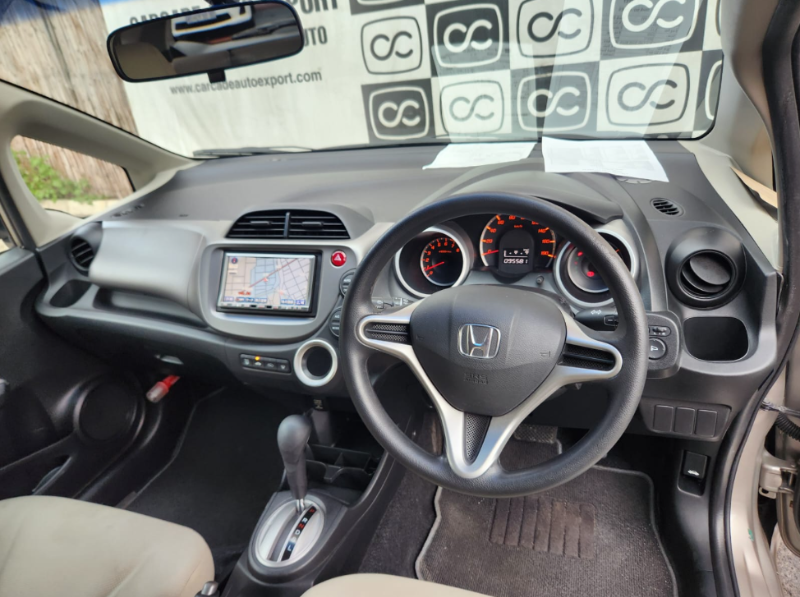  30852  HONDA FIT  2009  