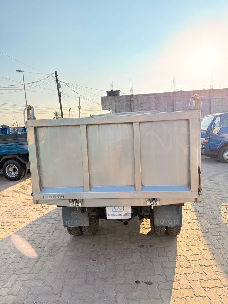  30867  TOYOTA DYNA DUMP  1996  