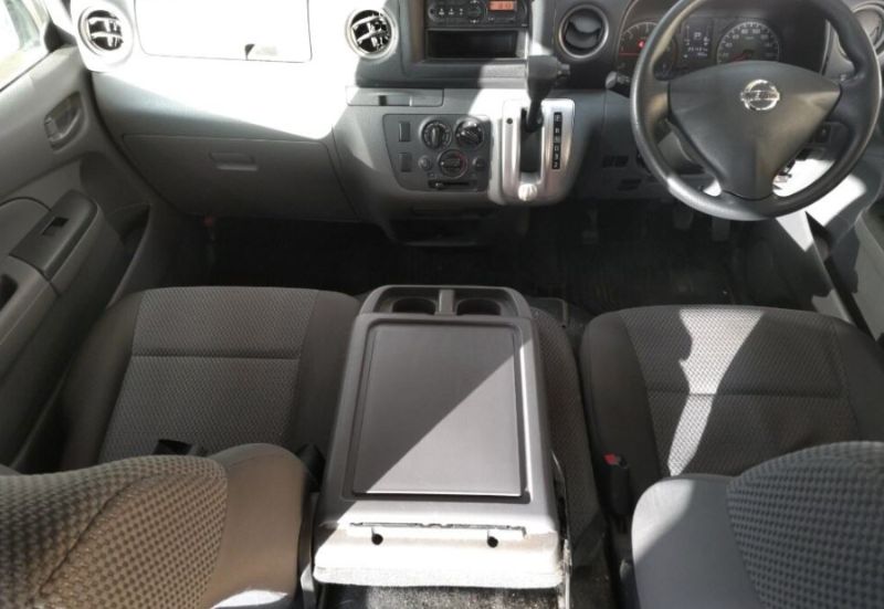  30873  NISSAN CARAVAN  2018  