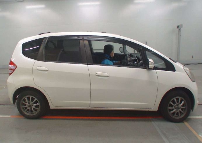  30880  HONDA FIT  2007  