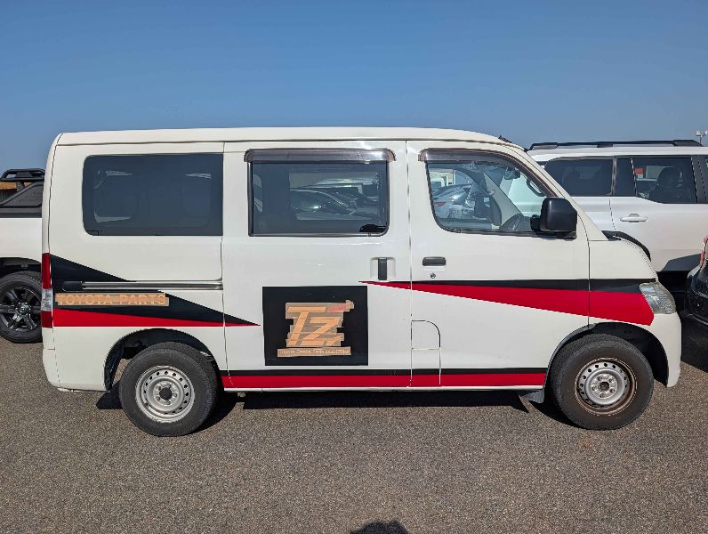  30882  TOYOTA TOWNACE  2018  