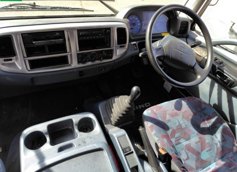  30889  HINO RANGER  2003  