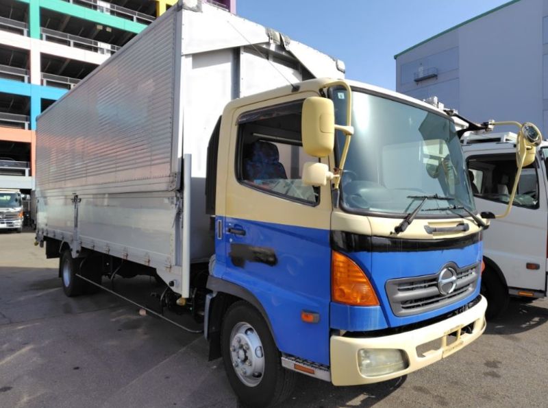  30889  HINO RANGER  2003  