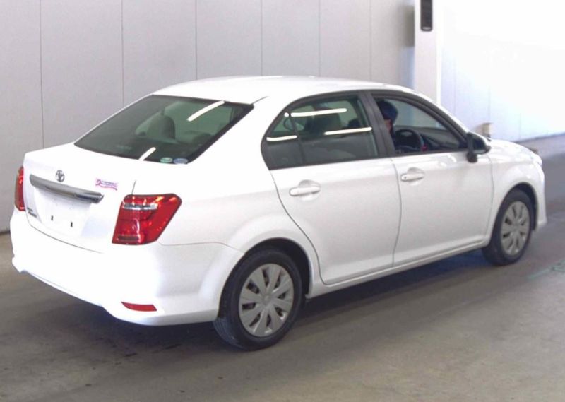  30896  TOYOTA COROLLA AXIO  2016  