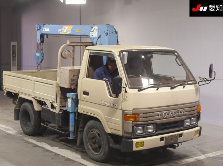  31021 TOYOTA DYNA  2000  