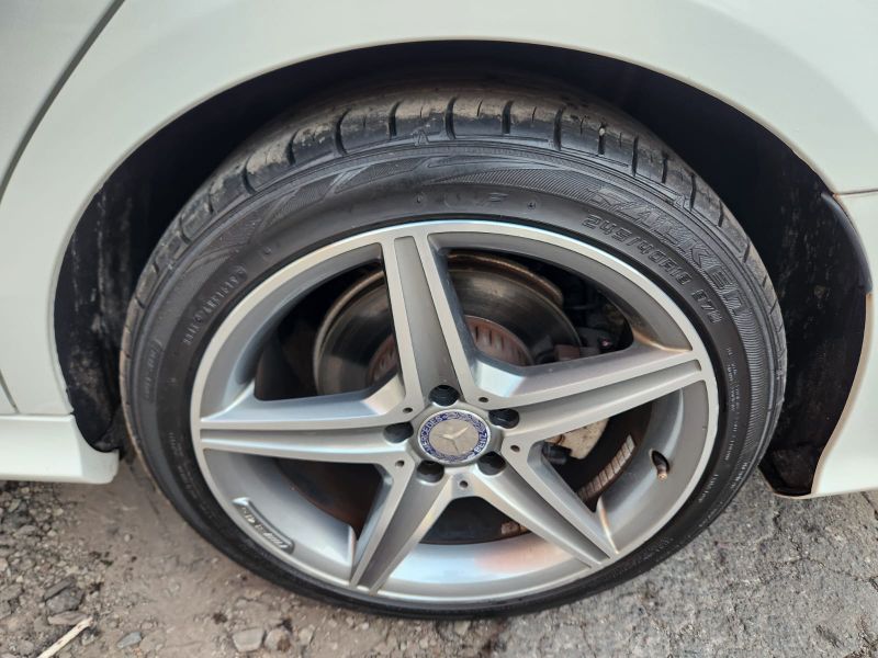  30901  MERCEDES BENZ C200  2014  
