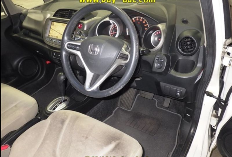  30902  HONDA FIT  2009  
