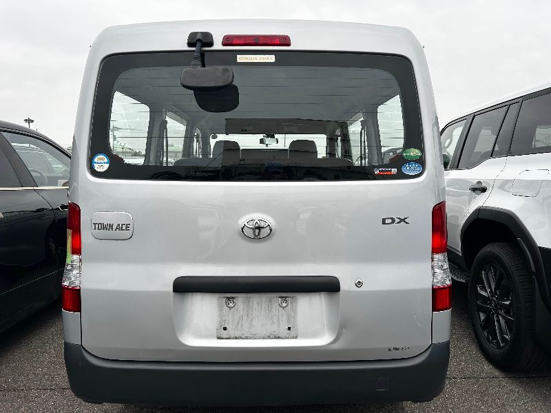  30906  TOYOTA LITEACE  2019  