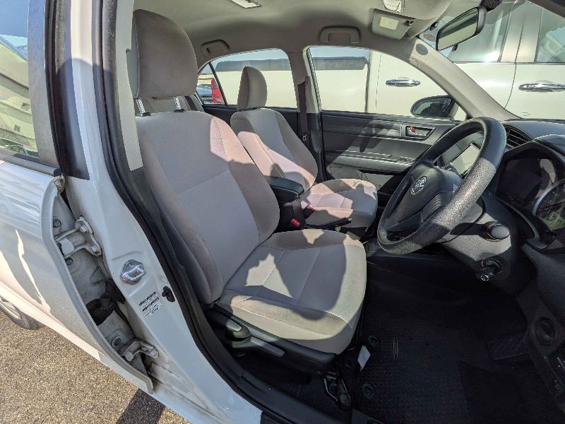  30907  TOYOTA COROLLA AXIO  2017  