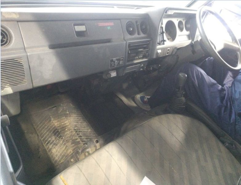  30910  TOYOTA DYNA  1992  