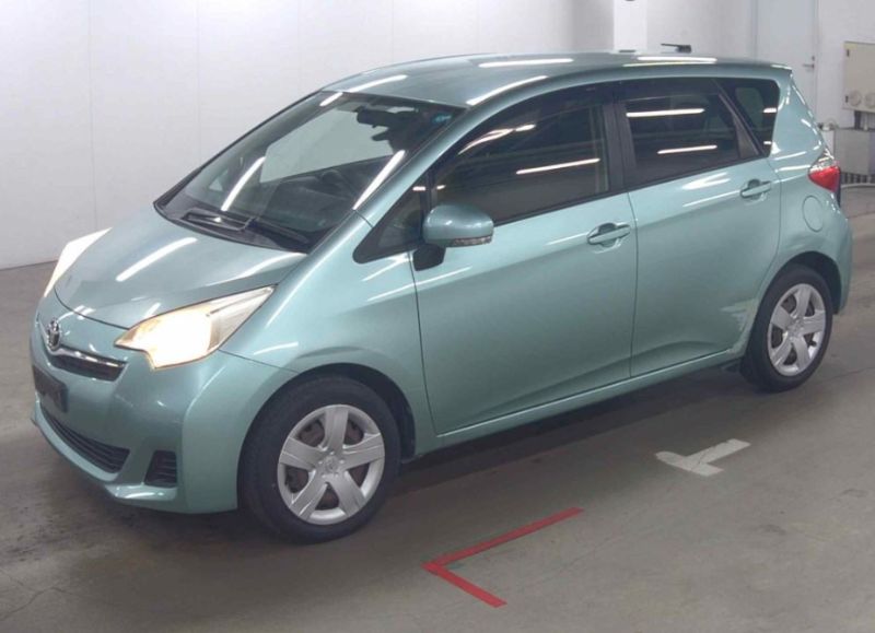  30919  TOYOTA RACTIS  2012 