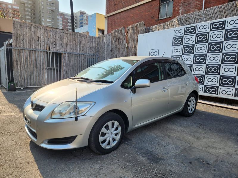  30923  TOYOTA AURIS  2009  