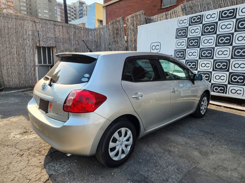 30923  TOYOTA AURIS  2009  
