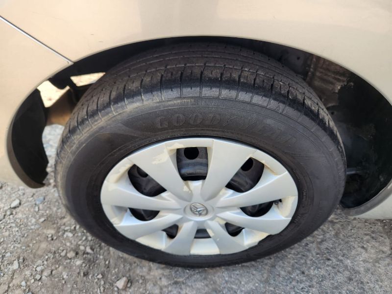  30923  TOYOTA AURIS  2009  