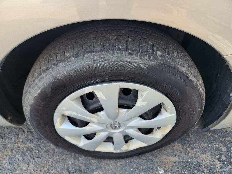  30923  TOYOTA AURIS  2009  