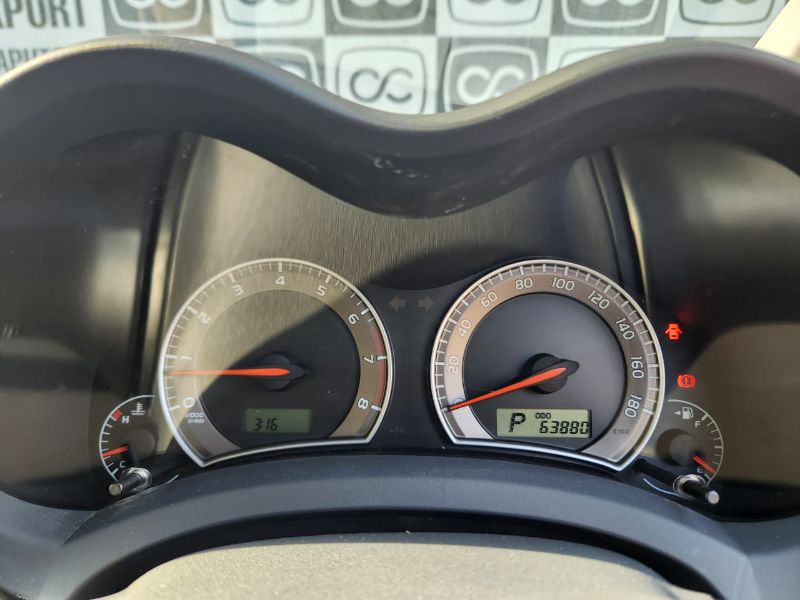  30923  TOYOTA AURIS  2009  