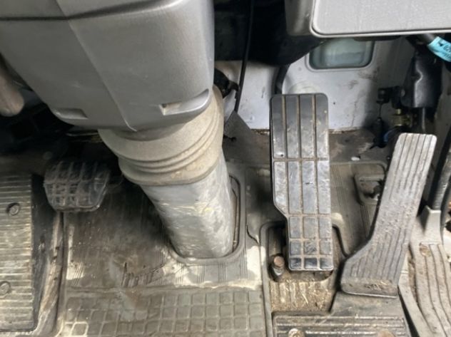  30925  HINO RANGER  1996  