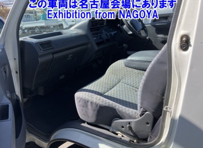  30926  TOYOTA REGIUS ACE  2004  