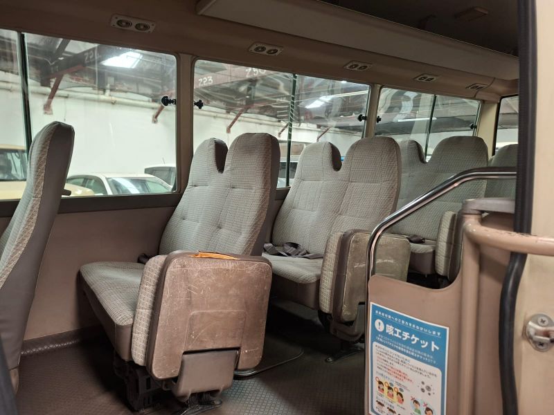  30927  TOYOTA COASTER  1999  