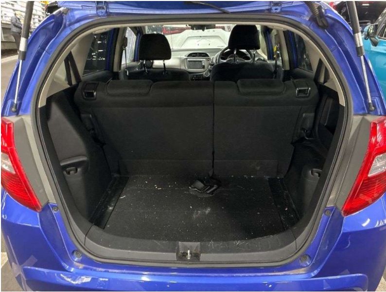  30929  HONDA FIT  2011  