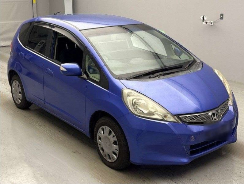  30929  HONDA FIT  2011 